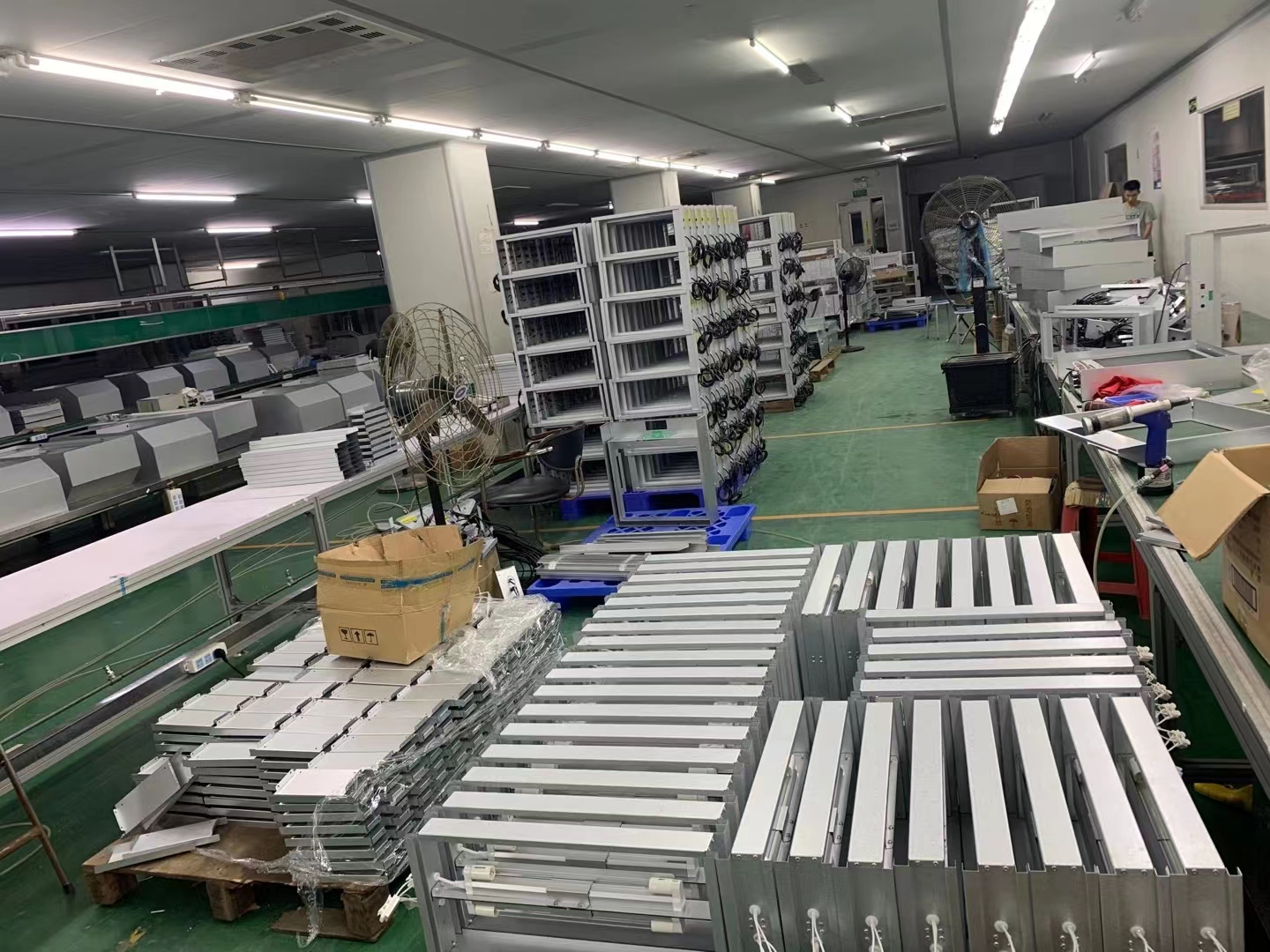 1682137268146176.jpg 25f1609290a8014f891313cb52597c2.jpg