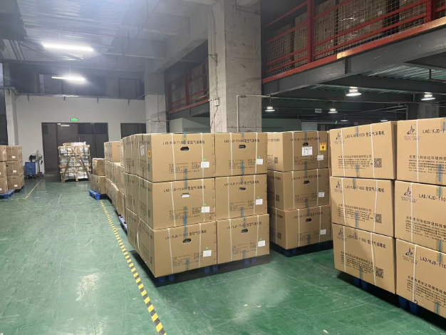 LAD/KJD-T1000型吸頂式空氣凈化消毒機(jī).png LAD/KJD-T1000型吸頂式空氣凈化消毒機(jī).png